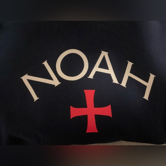 Noah hoodie - Picture 2 of 3